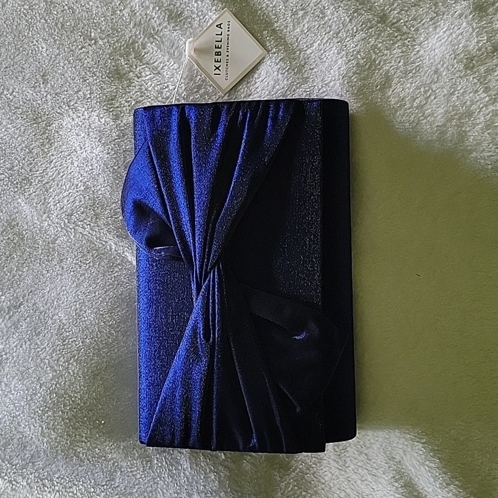 Brand new clutch - Picture 4 of 6